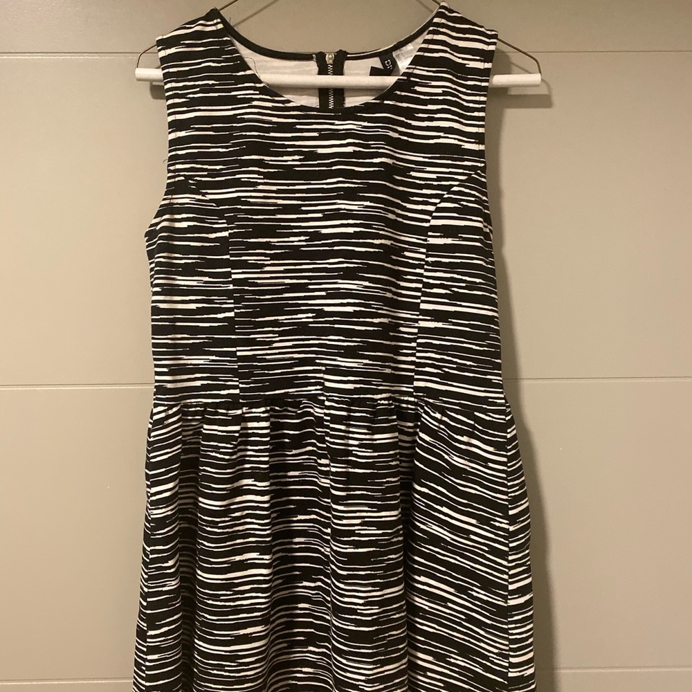 Black and white Dress from H&M size L